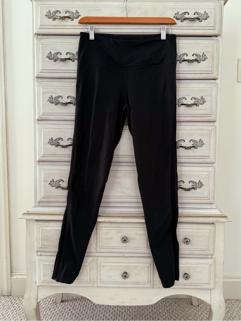 Victoria’s Secret Black Knockout Leggings
